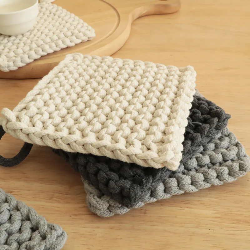

Reusable Placemat Kitchen Item Accessories Drinkware Hand Knitted Wool Coaster Heat Resistant and Antiskid Mat Fireproof Hot Pad