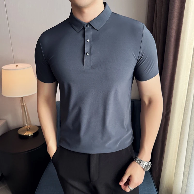 Polo da uomo ad alta elasticità 2024 estate leggera sottile seta di ghiaccio senza cuciture tinta unita Casual Slim Fit t-Shirt moda uomo abbigliamento