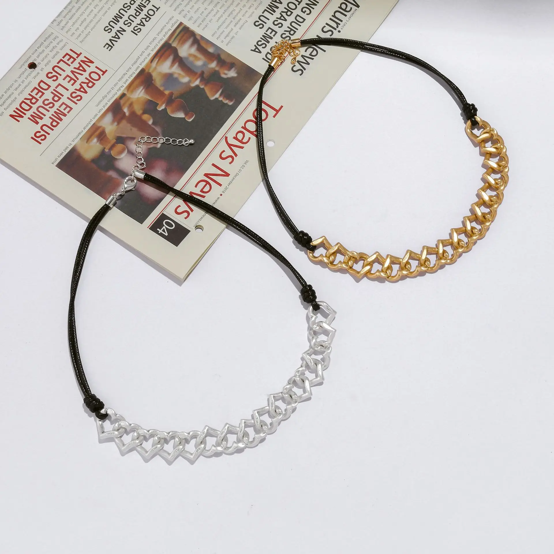 DIY accessories jewelry popular European and American personality fashion irregular peach heart love metal women short neckl