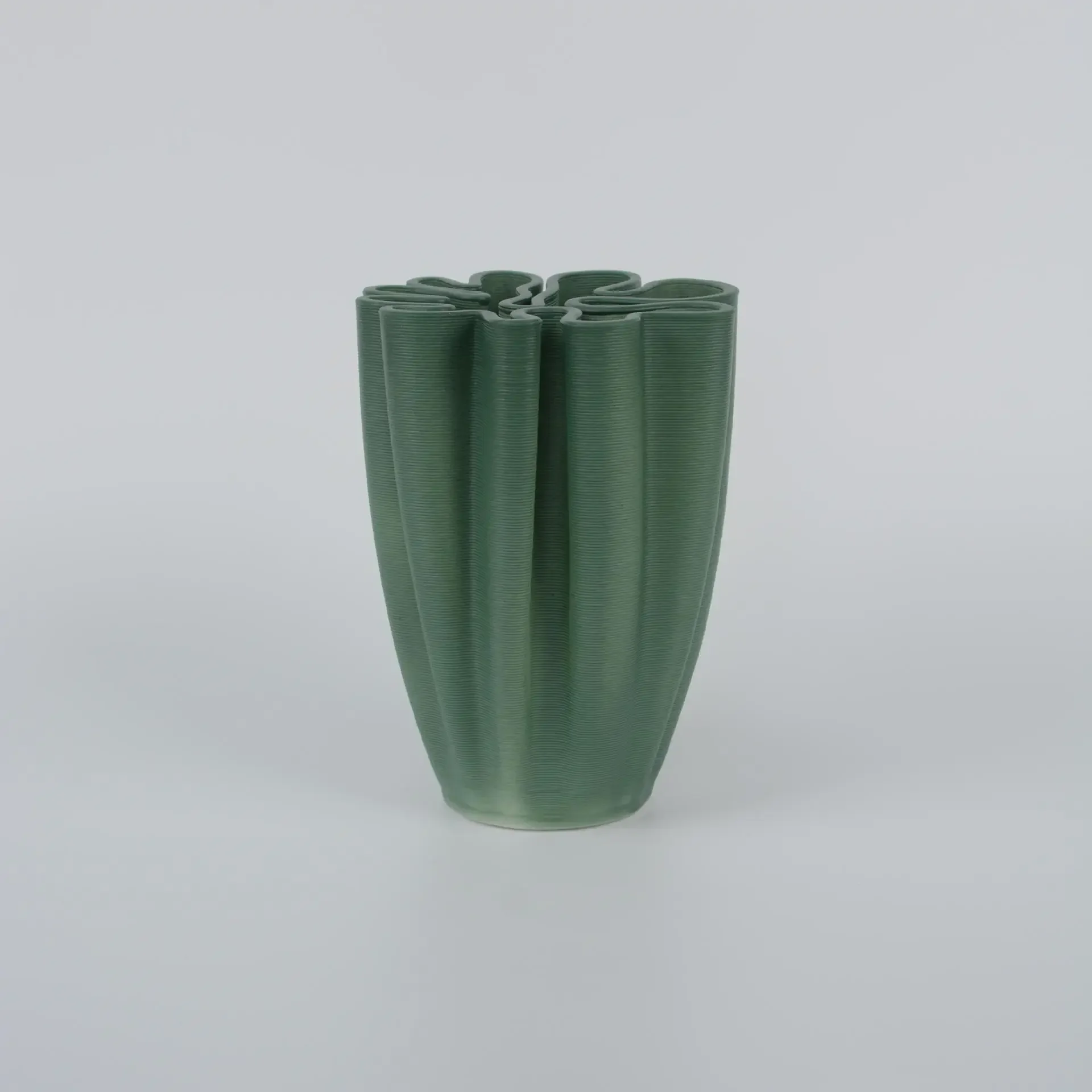 Green 3D Ceramic Vase Folded Flower Vase Minimalist Dried Flower Arrangement Vase Desktop Home Living Room Table Decor Ornament