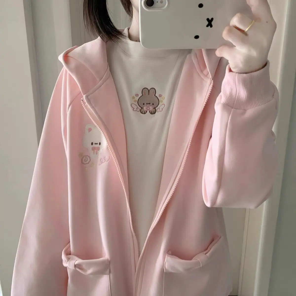 

2026 New Style Versatile Soft Girl Dual Color Rabbit Embroidery Long Sleeve Student Base Shirt Women's Trendy Polyester Fabric