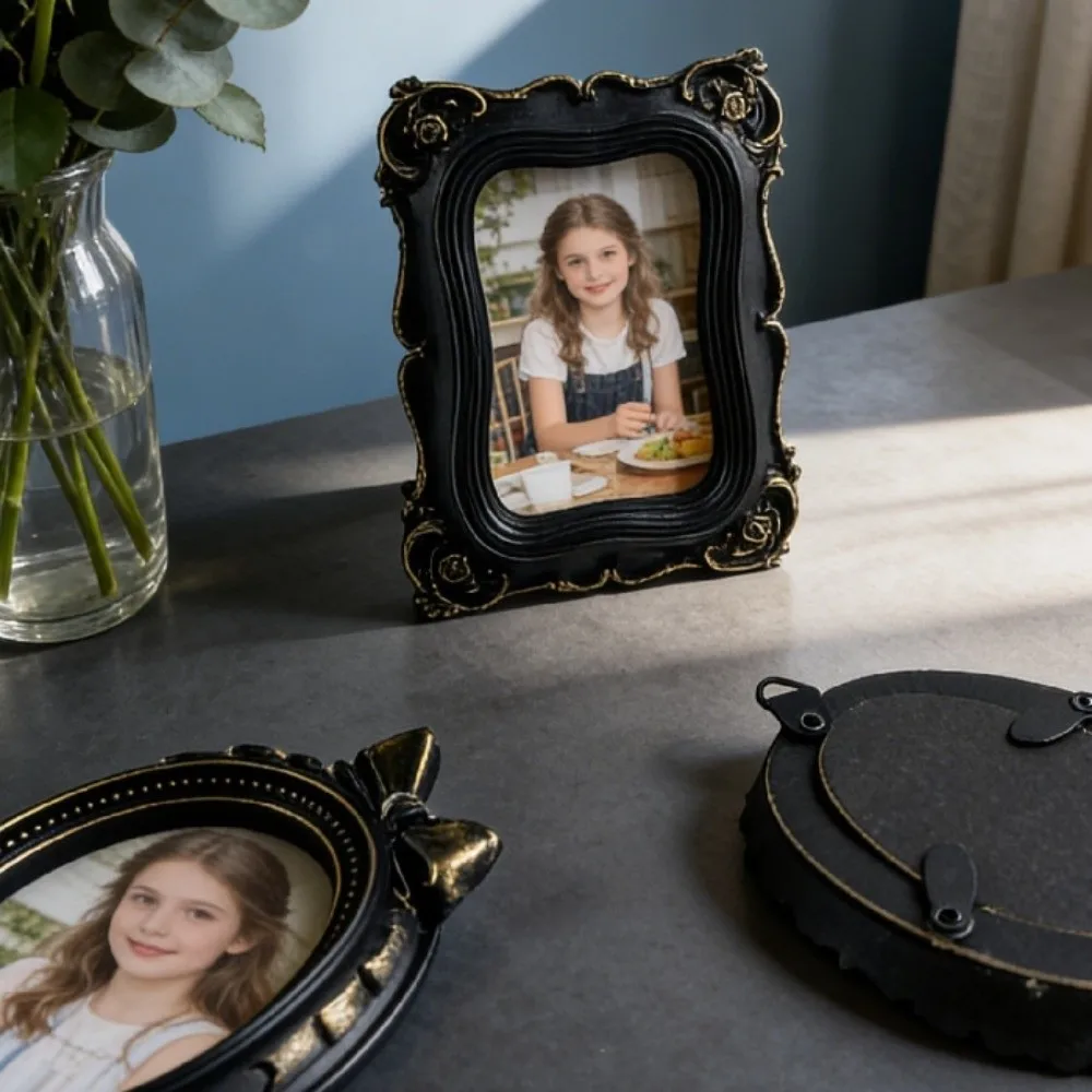 Unique Black Baroque Style Photo Frame Resin Mini Picture Frame Ornaments Antique Exquisite Photo Display Holders Living Room