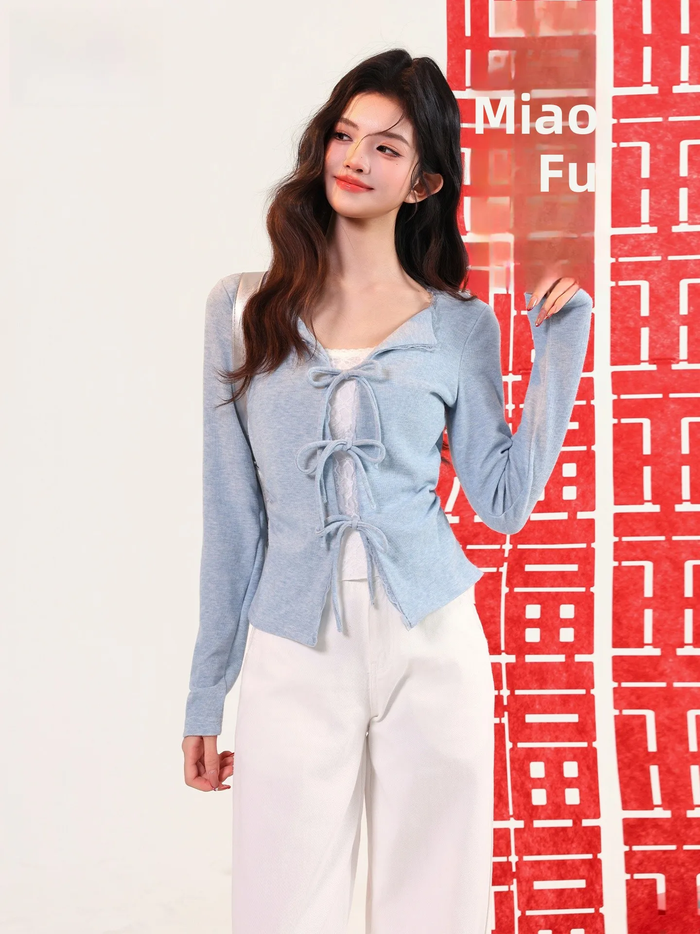 

Синяя женская футболка в корейском стиле с длинным рукавом, облегающая, с кружевными вставками и поясом, летняя модная повседневная модель из смесового хлопка