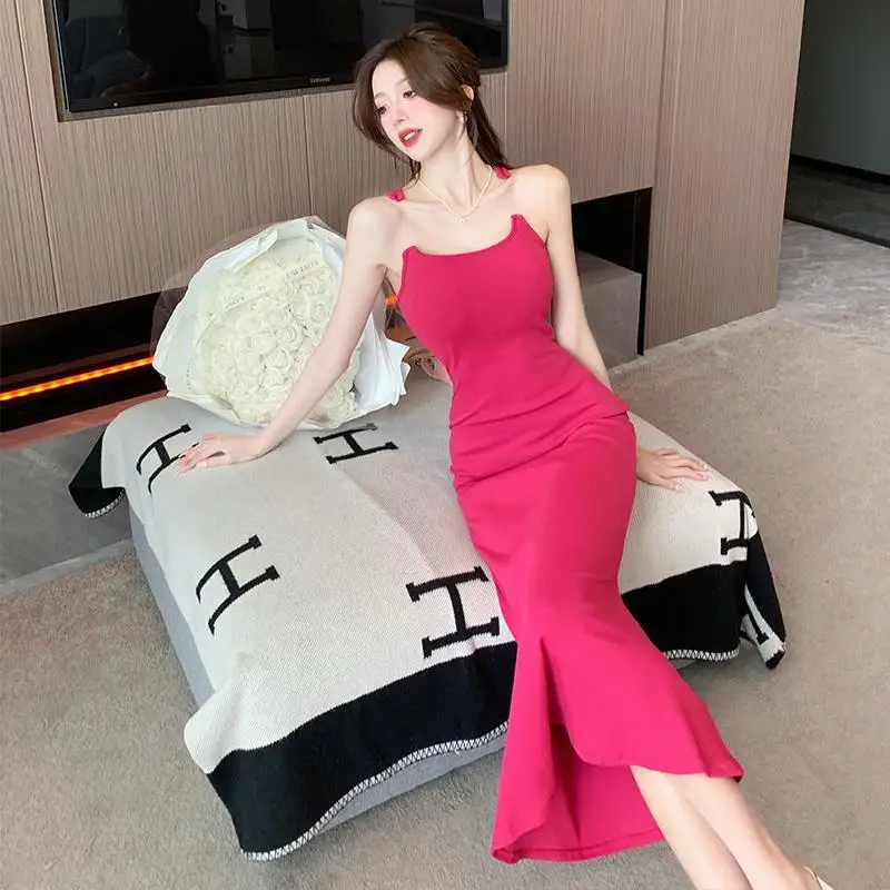 غير مرئية Strapl Bodycon Dr المرأة الصيف جديد Sle عالية الخصر محبوك البوليستر الحديثة الرياح ألف خط تنورة لا Sve