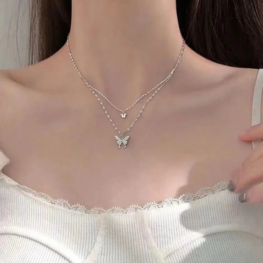 2026 Neue Modische Glänzende Mehrschichtige Schmetterlings-Anhänger-Halskette für Damen, Doppellagige Schlüsselbeinkette, Choker-Schmuckgeschenke