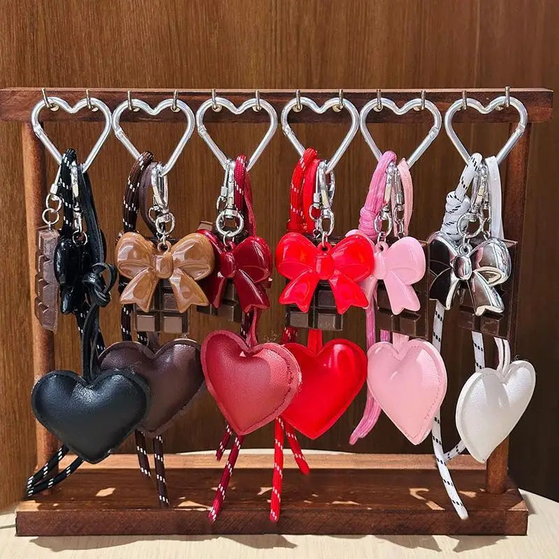 1 Stück Taschenzubehör Deko Schokoladen-Anhänger INS-Stil Kawaii Korea Trendy Herz Leder Schlüsselanhänger Kreativer Schlüsselanhänger – Detail 8