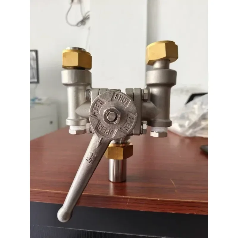 Stainless steel low-temperature three-way ball valve DQS-25A low-temperature tanker tank safety valve seat