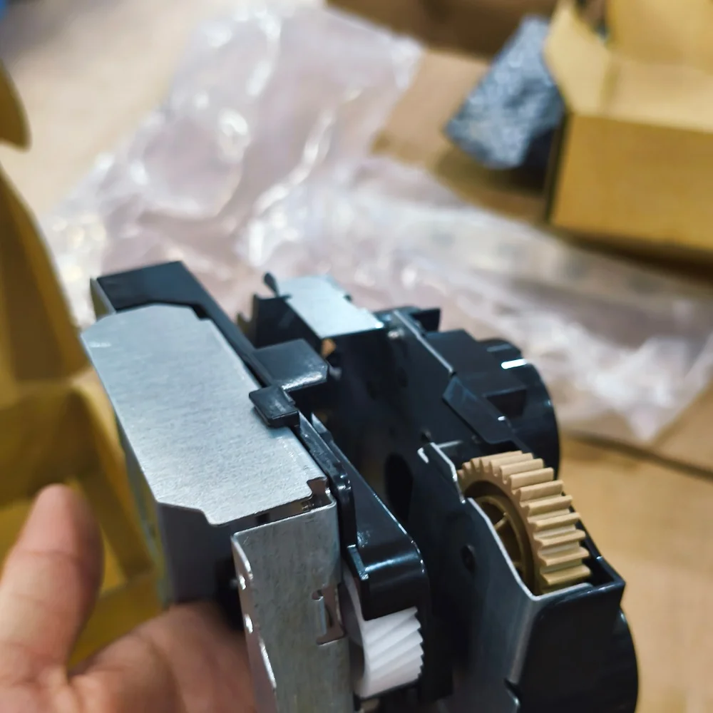 

1X 302RV94020 2RV94020 FK-1150 Fuser Drive Gear Plate for KYOCERA P2235 P2040 M2135 M2635 M2735 M2835 M2040 M2540 M2640