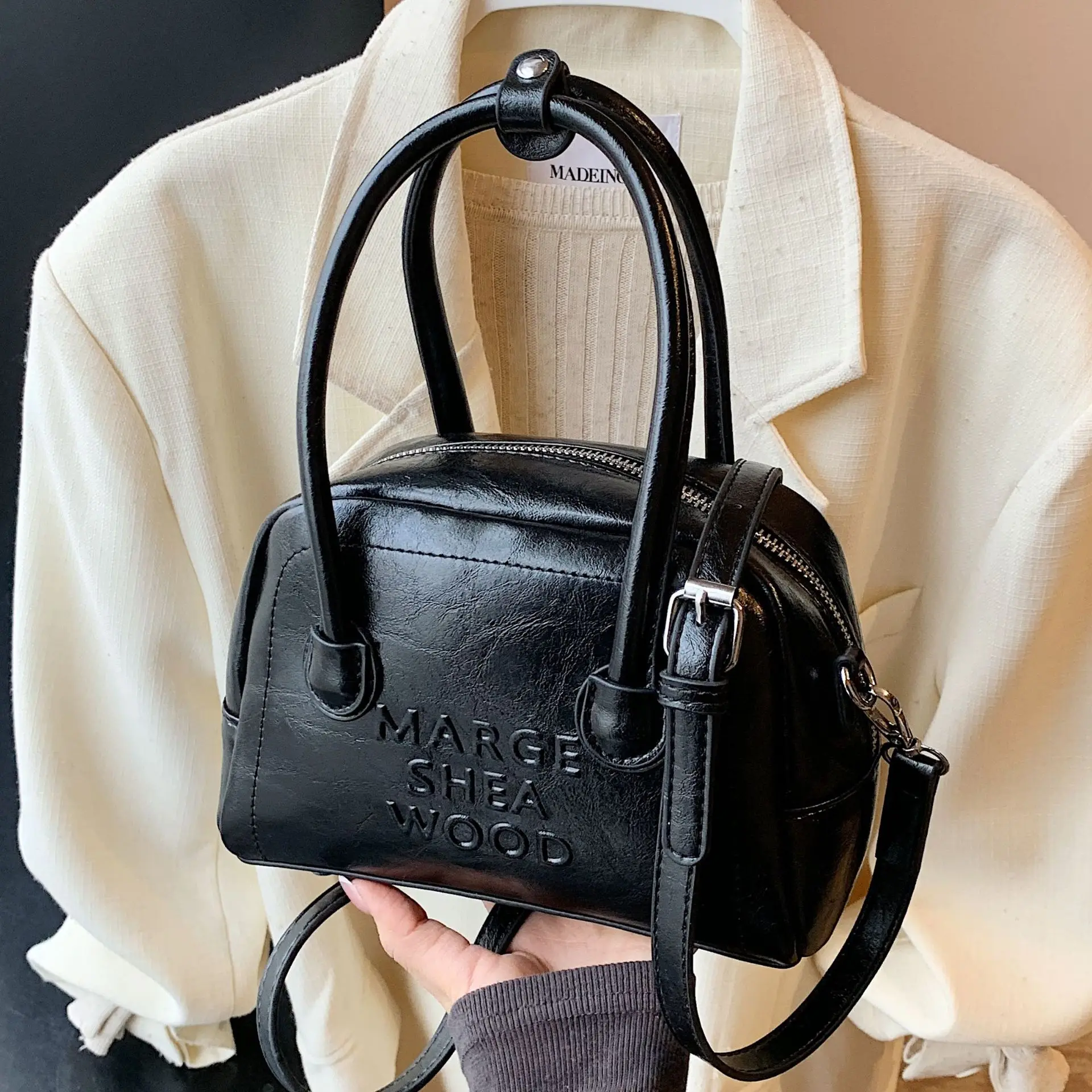 

​​Mini Bowling Tote Crossbody Bag Cloud Pillow Design Compact Phone Purse Detachable Strap Gallery Hopping Statement Piece​​