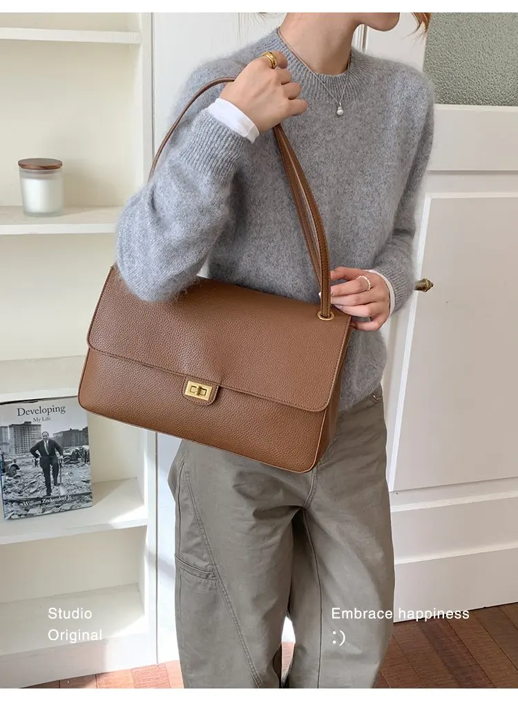 Bolso tipo cubo para mujer, diseño vertical de un solo asa, tapa abatible ancha, diseño sencillo y elegante, adecuado para adultos de 20 a 60 años.