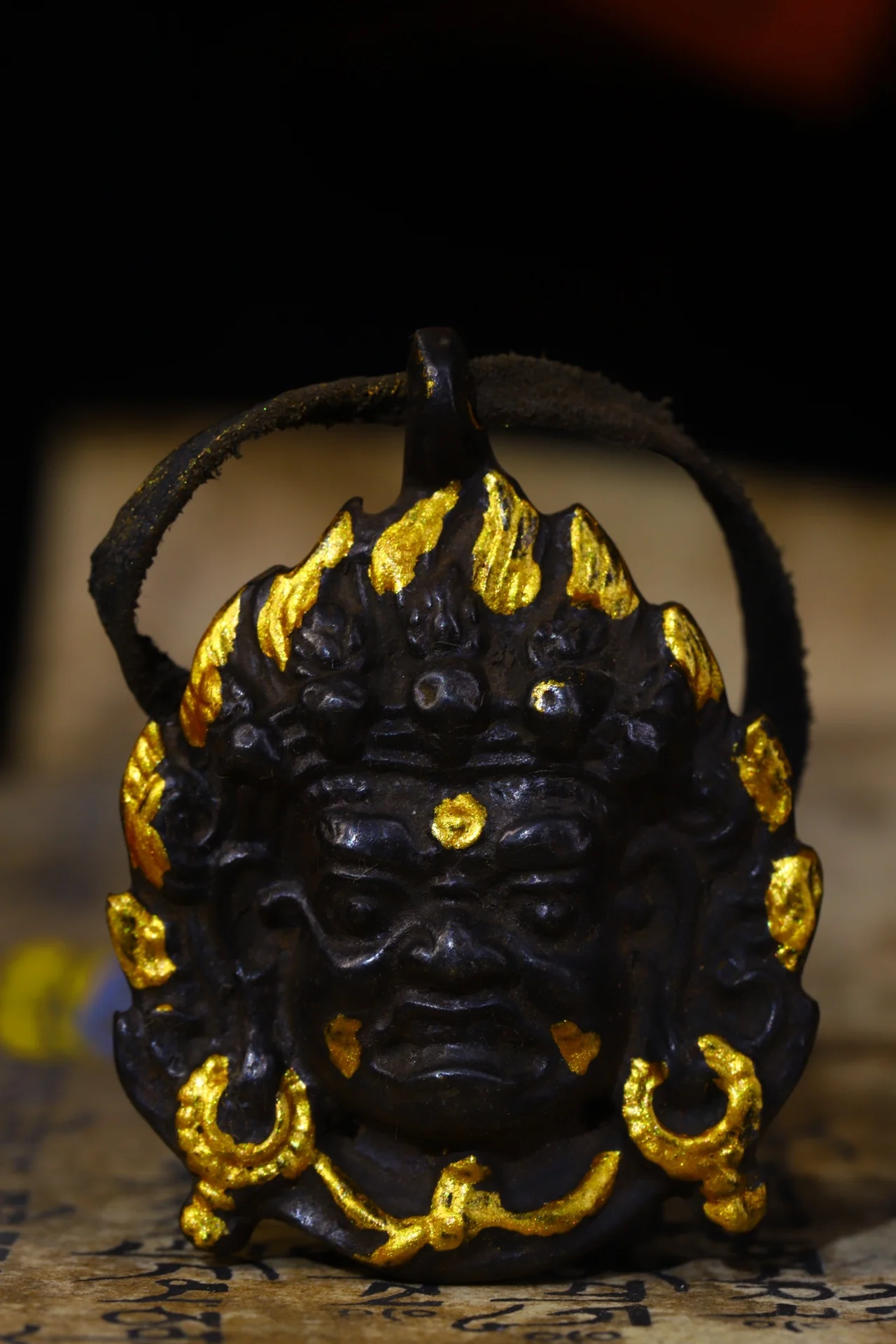 

2"Tibetan Temple Collection Old Bronze draw color skull Mahakala head pendant Amulet Town house Exorcism