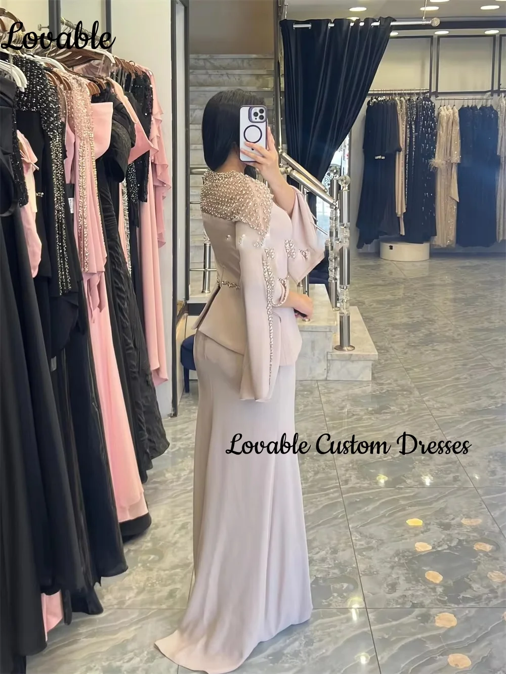 Elegante Abendkleider passen Meerjungfrau-Kleider mit U-Ausschnitt und bodenlangen Kleidern für besondere Anlässe mit Reißverschluss und langen Ärmeln an