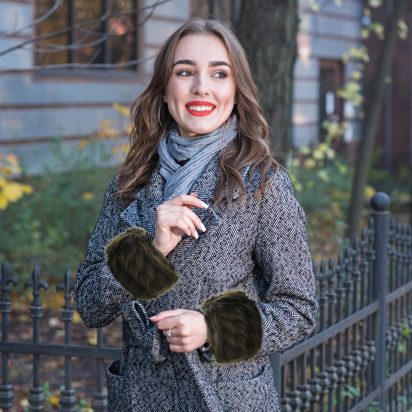 

1Pair Faux Rabbit Hair Wrist Warmers Warm Arm Warmers Winter Women Fashion Wrist Accessories Faux Cuffs