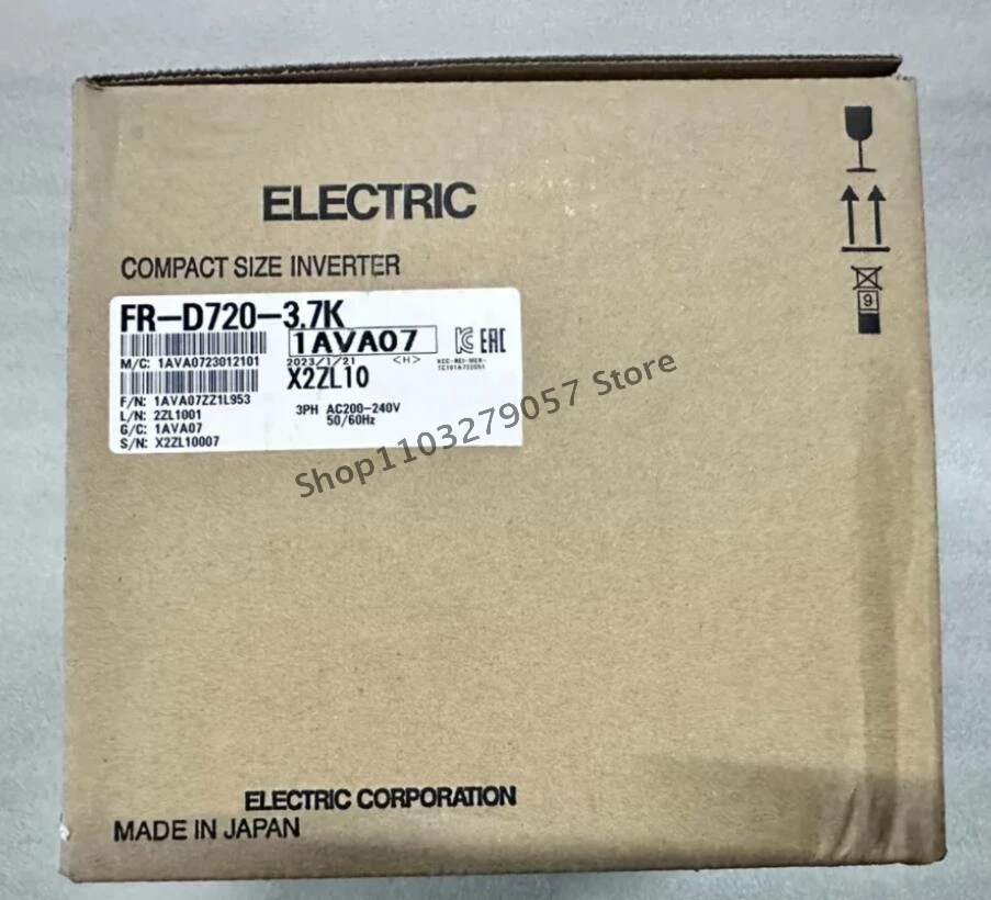 

1PC In Box FR-D720-3.7K Inverter New FRD7203.7K