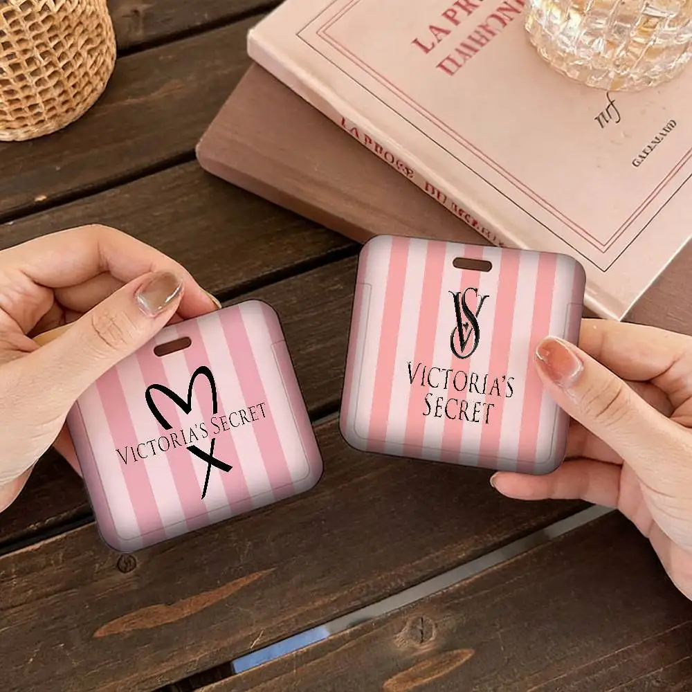 

Модный чехол-держатель для кредитных карт и бейджей Victoria's Secret Pink с карманом и шейным ремешком-шнурком