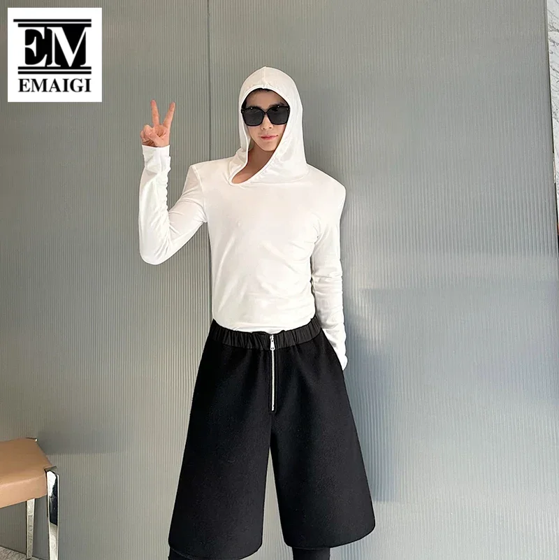 

Unisex Fashion Irregular Collar Slim Fit T-shirt Men Women Streetwear Show Shoulder Pad Hooded T-shirts Black White T Shirt