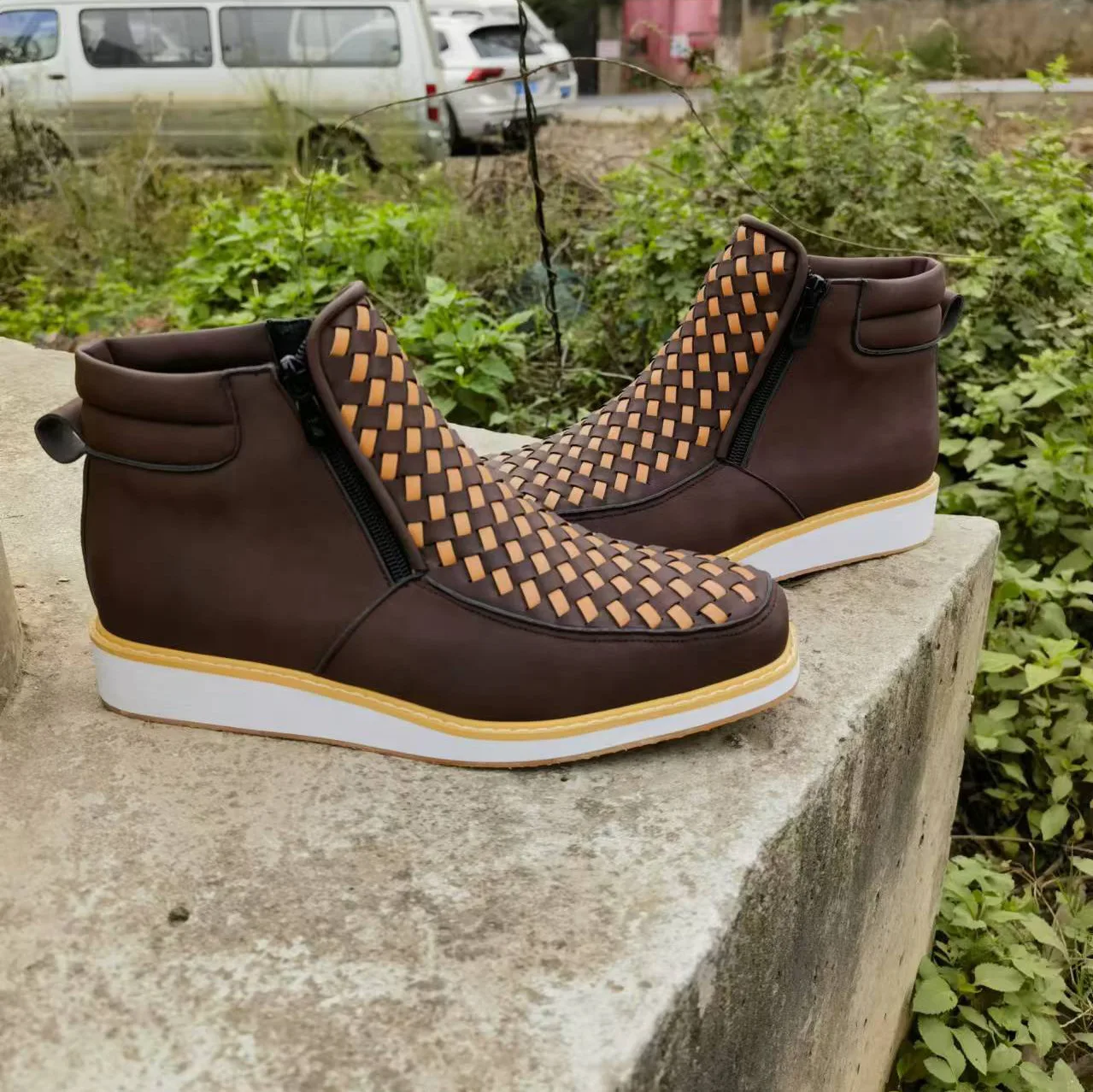 Neue Independent Station Western-Stil Handgewebte Cowboystiefel mit Seitenreißverschluss, niedrigem Schaft, aus PU-Leder, Damenschuhe mit flachem Absatz, Frühling Au... – Detail 2