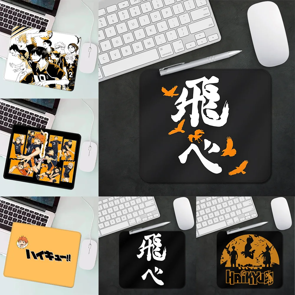 

Japan Anime Volleyball Boy Haikyu Gaming Mouse Pad XS Mousepad For PC Gamer Desktop Decoration Office Mouse Mat Deskmat Rug