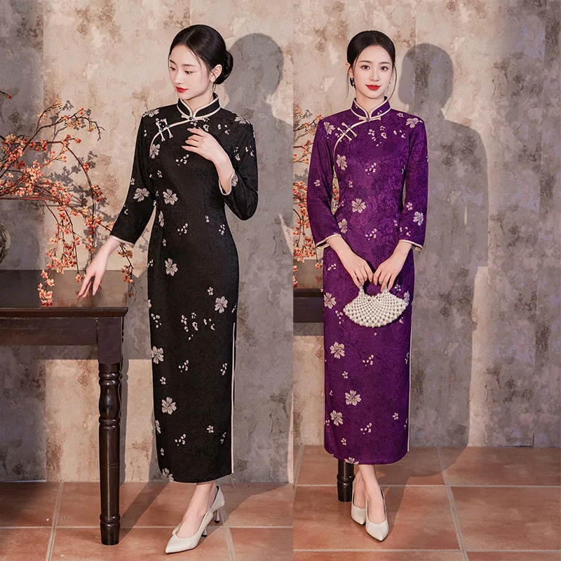 

Осень-зима 2025 г., новое бархатное улучшенное длинное платье Cheongsam в стиле ретро для похудения, повседневное платье Ципао