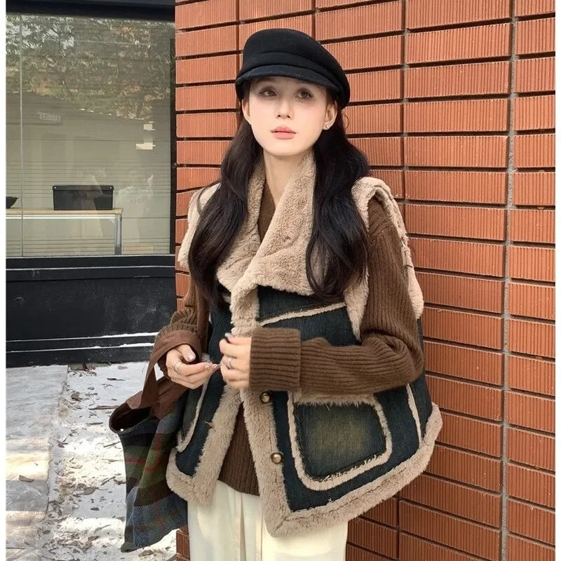 

2025 Ladies Patchwork Denim Vest Jacket Korean Women Loose Cowboy Sleeveless Coat Autumn Winter Female Jeans Waistcoat Outwear