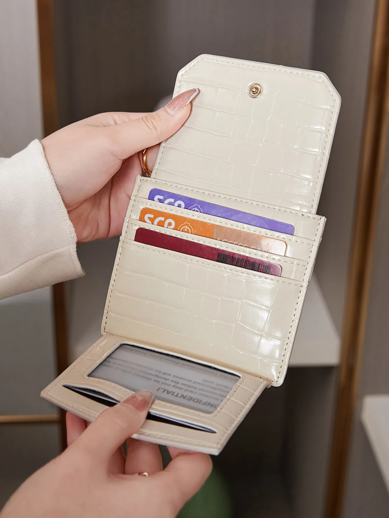 Модный короткий женский кошелек из искусственной кожи тройного сложения многофункциональный держатель для карт кошелек для монет с крокодиловым узором маленький кошелек