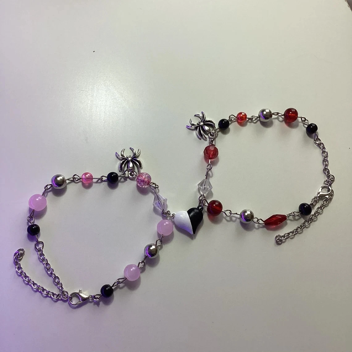 Bracciali con perline abbinati fatti a mano Miles Morales e wen Stacy |