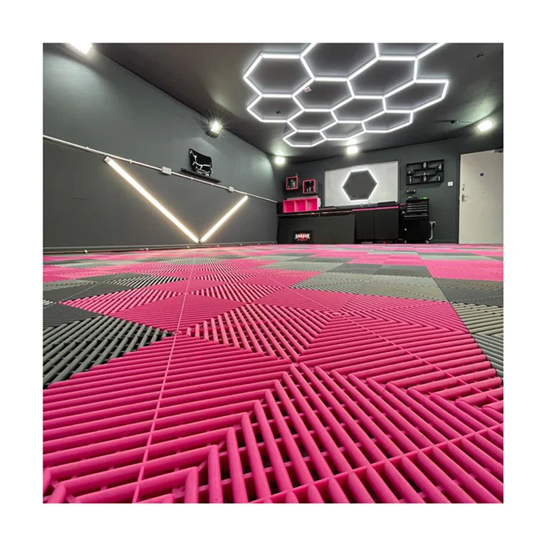 Wholesale Interlocking Modular Garage Floor Tiles PP Plastic Non-Slip Workshop Flooring for Car Wash Detailing Shops