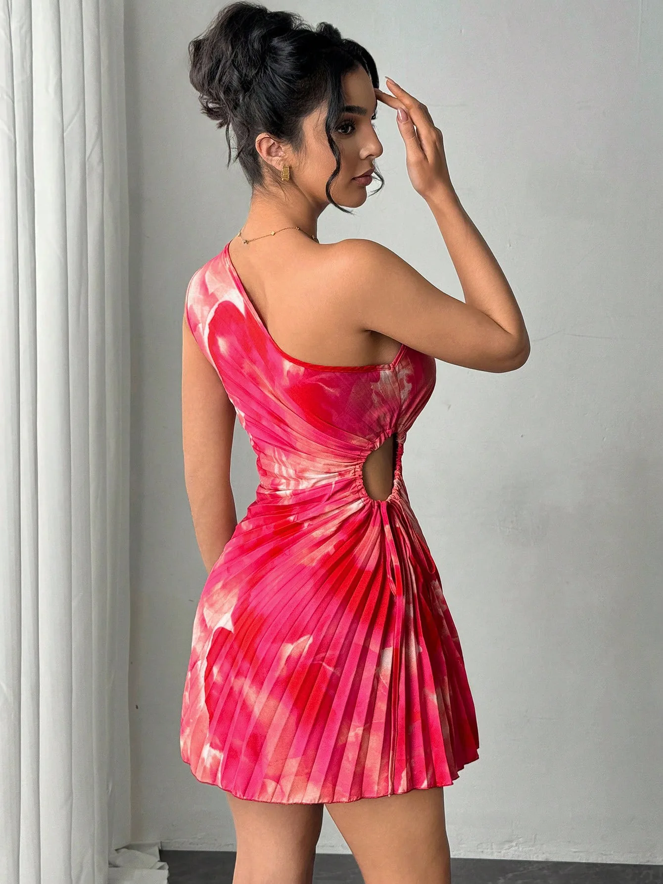 المرأة المطبوعة فستان قصير التعادل صبغ زهرة مطبوعة تقاطعات أكمام فساتين الصيف عطلة الشاطئ فستان Vestidos مثير