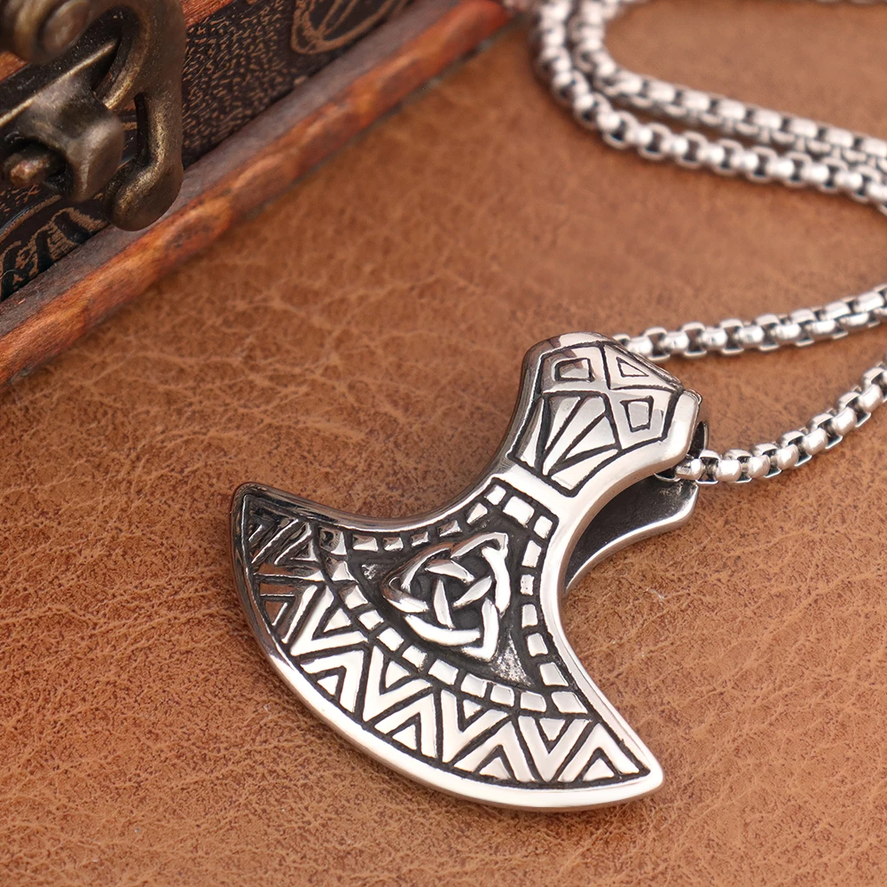 New Fashion Vikings Axe Ciondolo in acciaio inossidabile di alta qualità Nordic Thors Hammer Collana Amuleto Commercio all'ingrosso di gioielli per feste popolari