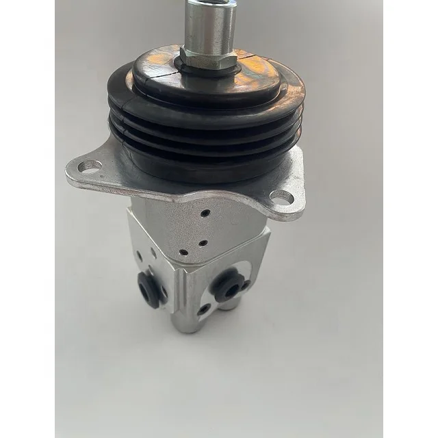 

100% New Joystick 702-16-01451 Pilot Valve for D155A-3 D155AX-5 Hydraulic Pilot Valve 702-16-01451