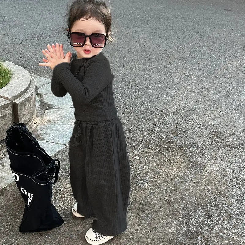 طفل الموضة مجموعة الأطفال الجولة الرقبة طويلة الأكمام بلون بدل رجالي ربيع الخريف رقيقة جديدة الفتيات عادية الرياضة 2 قطعة 2-8Y