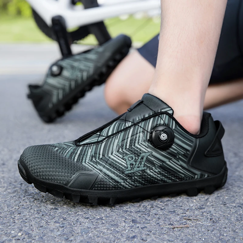 

New summer professional cycling shoes unisex camouflage shoes outdoor wear-resistant breathable casual hard soled riding shoes