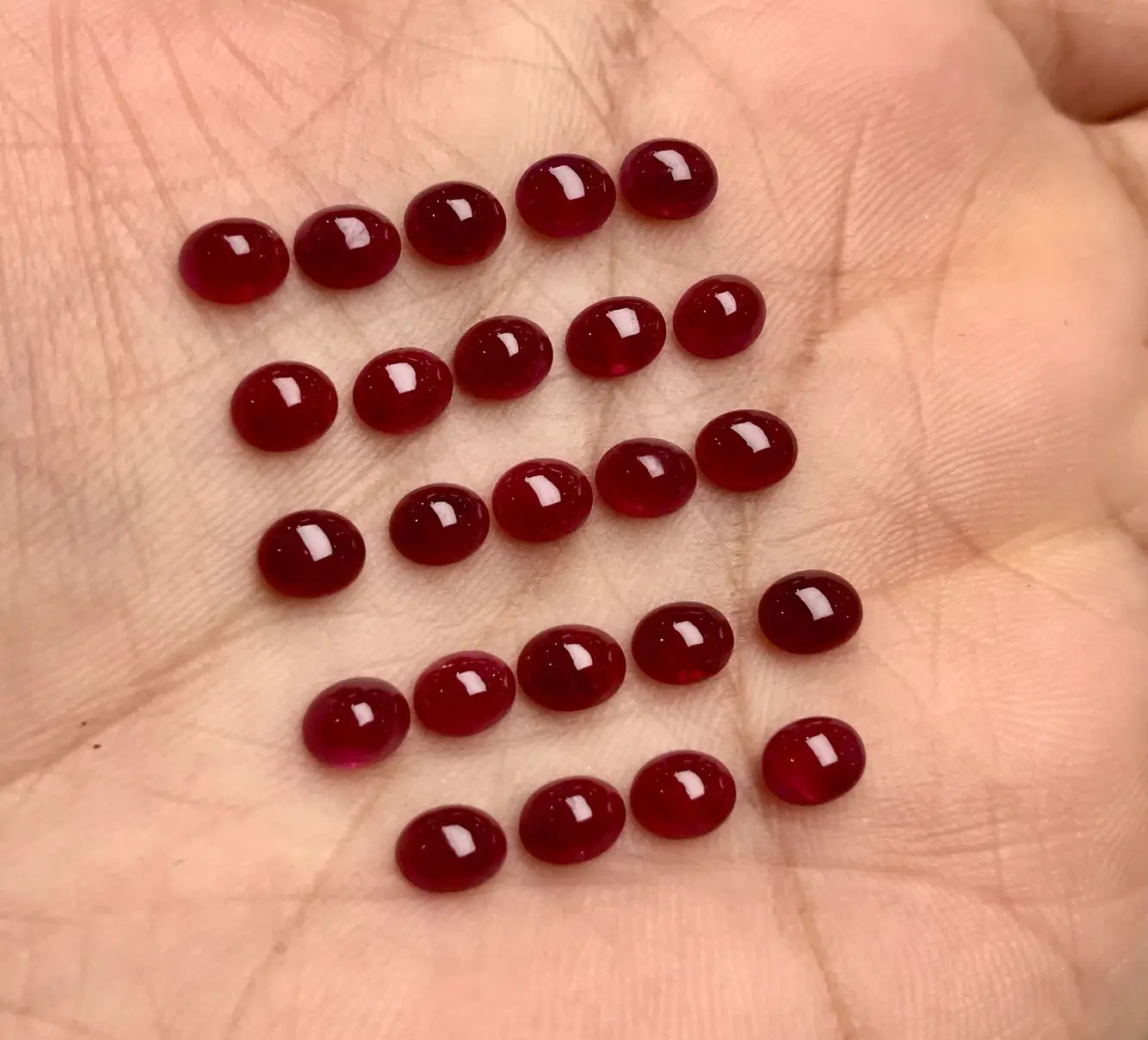 l-–-bague-en-pierre-ample-rubis-rouge-visage-oeuf-singe-surface-unie-ovale-haute-couleur-feu-d'artifice-incruste-support-emp-bijoux-45mm