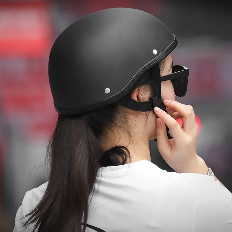 

Motorcycle Helmet hat Unisex All-Season E-Bike Helmet Coverage with 3C Certification & HD Visor for Summer Riding