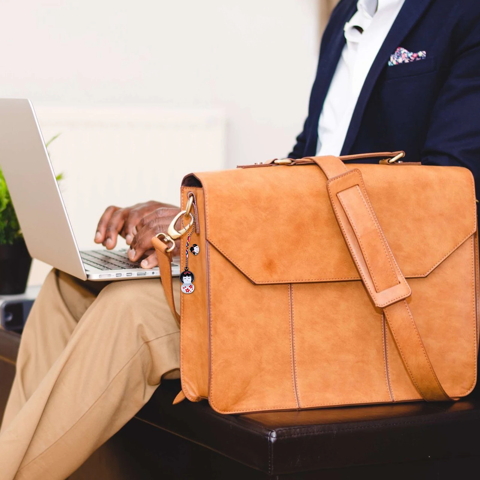 

2pcs Mobile Phone Chain Japanese Keychains Charms Bright Color Adorable Shape Fashion Accessories Women Cell Decorations