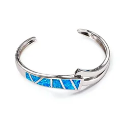 Elegant silver adjustable women's bracelet with unique design Jewelry is the best gift for birthdays anniversaries and holidays