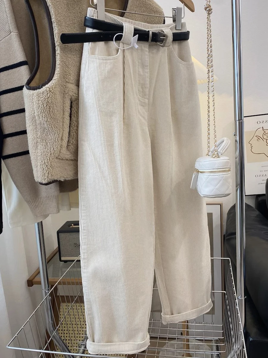 

Plus Size Winter 2024 plus Size High Waist Vintage Corduroy Wide Leg Pants Slimming Loose Straight Cut Women's Trousers Casua...