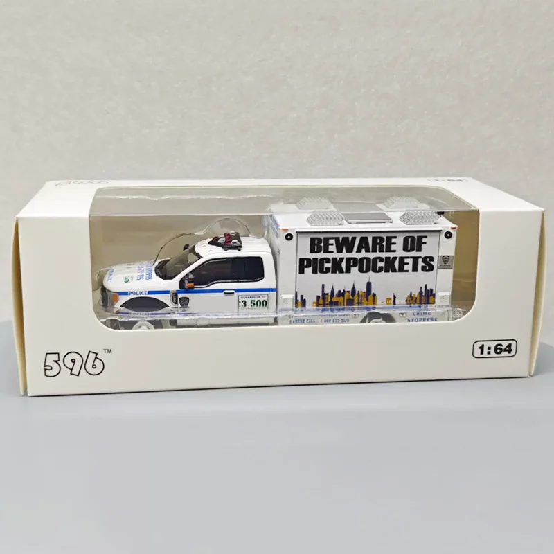 

596 Diecast 1:64 Scale F550 Alloy Simulation Car Model Collection Ornaments Holiday Gift Static Display