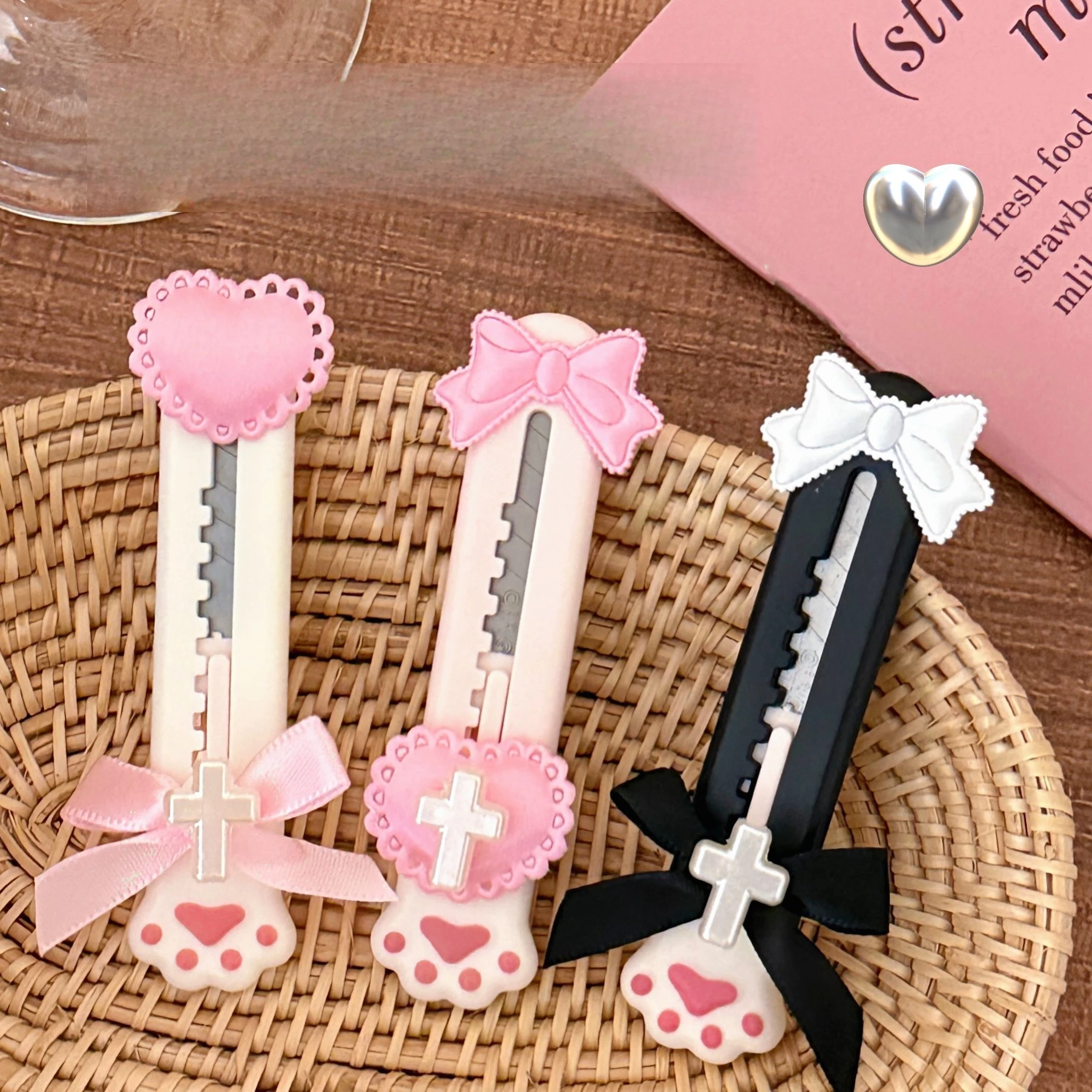 3 Pcs Cat Claw Art Knife Portable Open Box Knife Hand Account Knife Disassembly Express Telescopic Knife