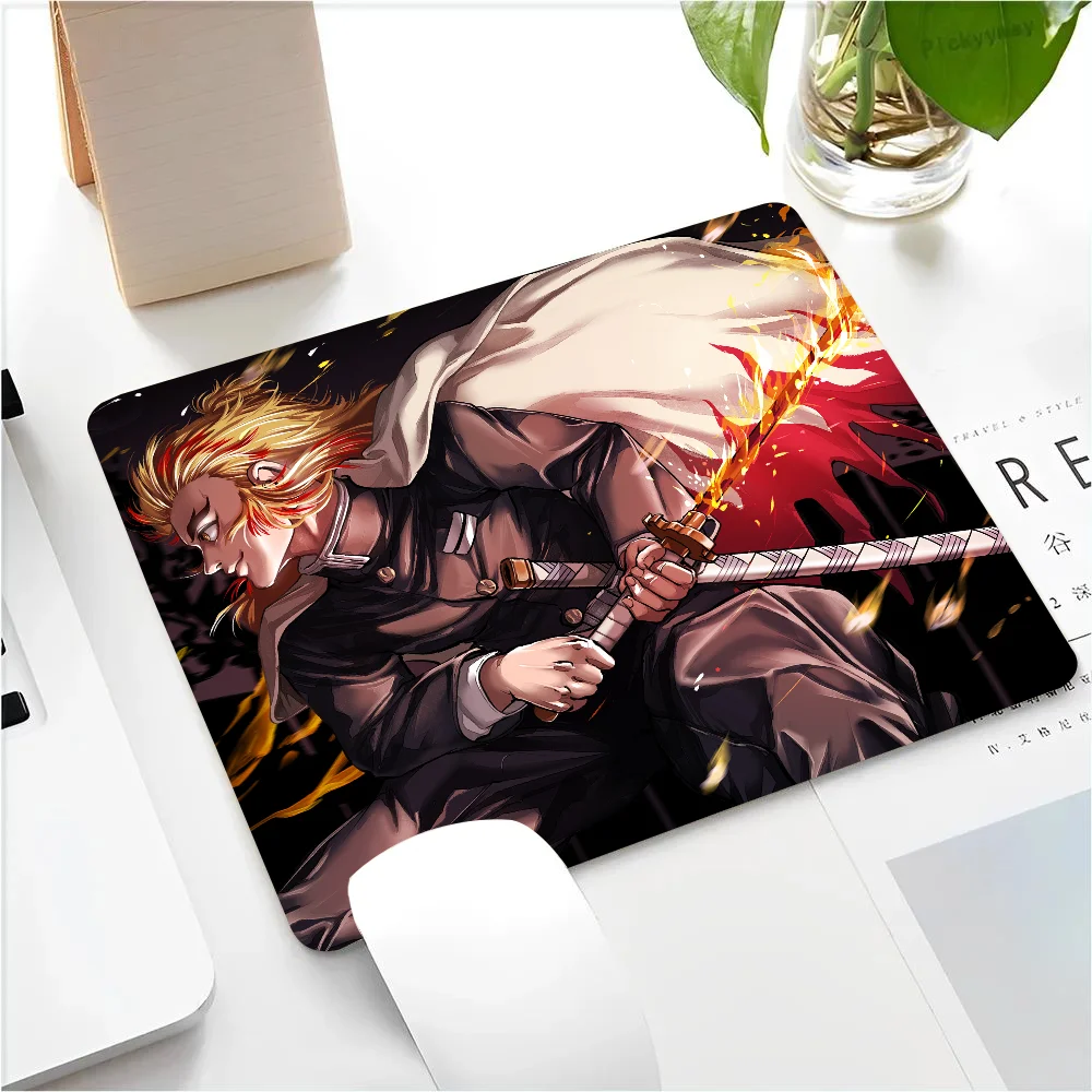 Rengoku Kyoujurou Demon Slayer Anime Mousepad Small LockEdge Mouse Pad For Gamers Computer Desk Pad Anti-slip Rubber