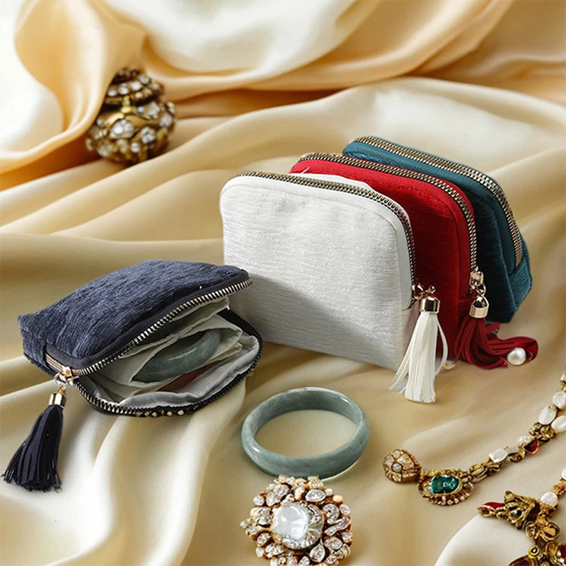 Portable Travel Jewelry Organizer Pouch Zipper Jewelry Storage Bag with Tassel Divided Soft Lining Case for Rings Bracelets