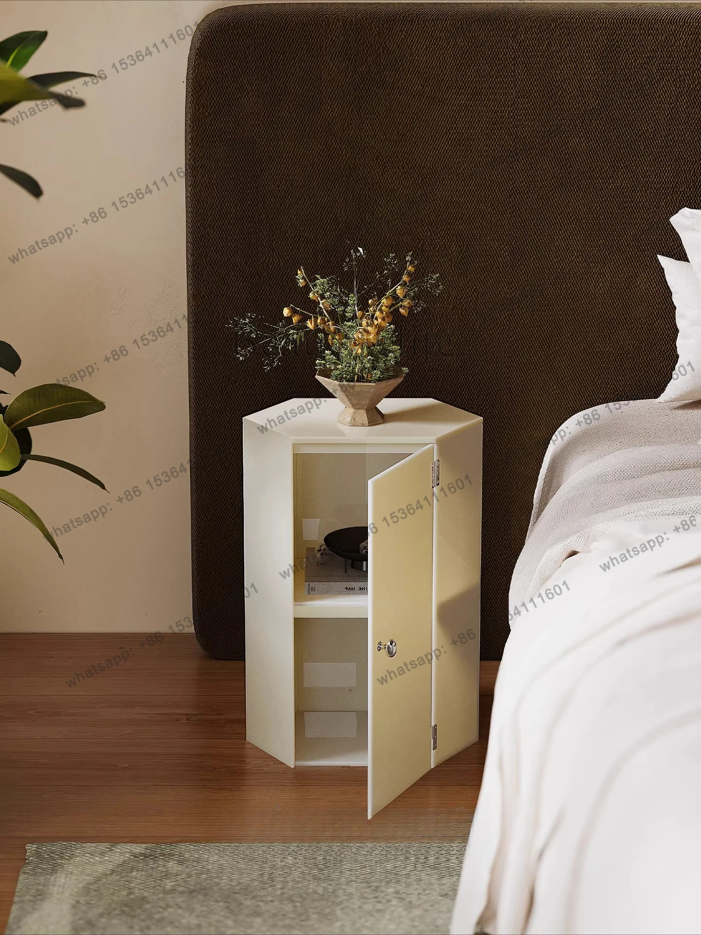 French bedside table 2025 new light luxury high-end bedside rack small side few