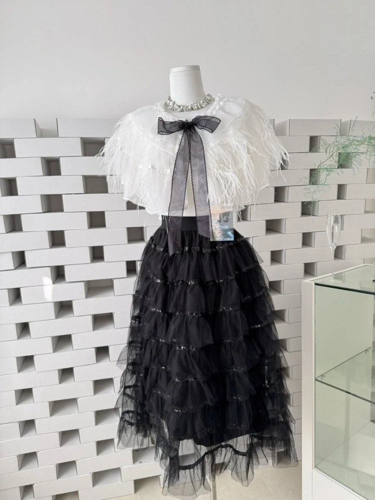 

Gentle and personalized two-piece set women's spring new chiffon round neck fur patchwork cloak+black mesh cake long skirt