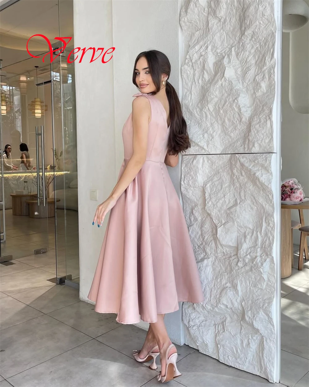 Customized High Quality Pink Jersey Evening Dress Exquisite V-Neck Butterfly Sleeves Sleeveless Crystal Special Occasion Gowns