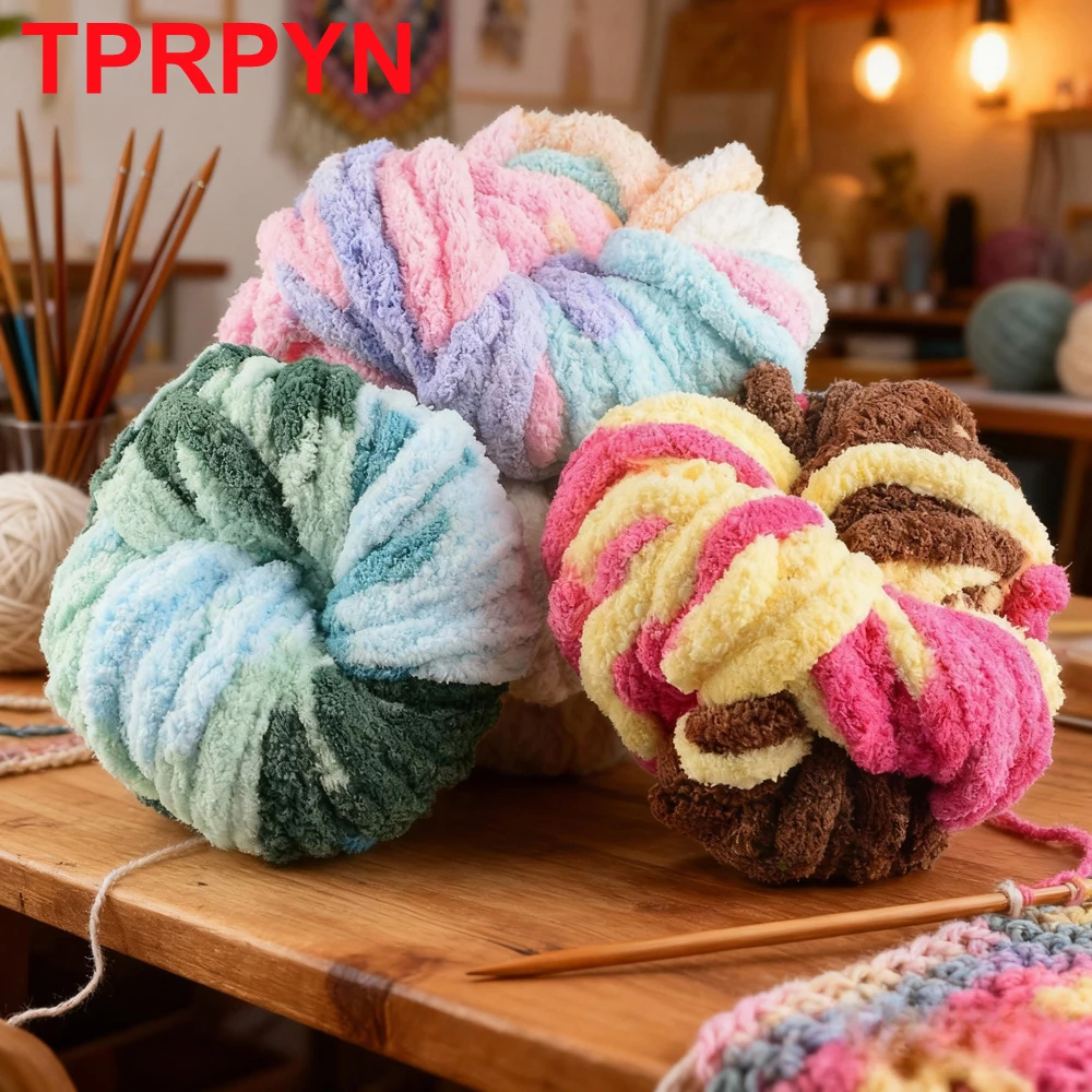 250 g handgewebtes Chenille-Graugarn für grobes Strickgarn. Weiches und farbenfrohes, einlagiges Garn mit Samtlinie für Haustiernester – Detail 13