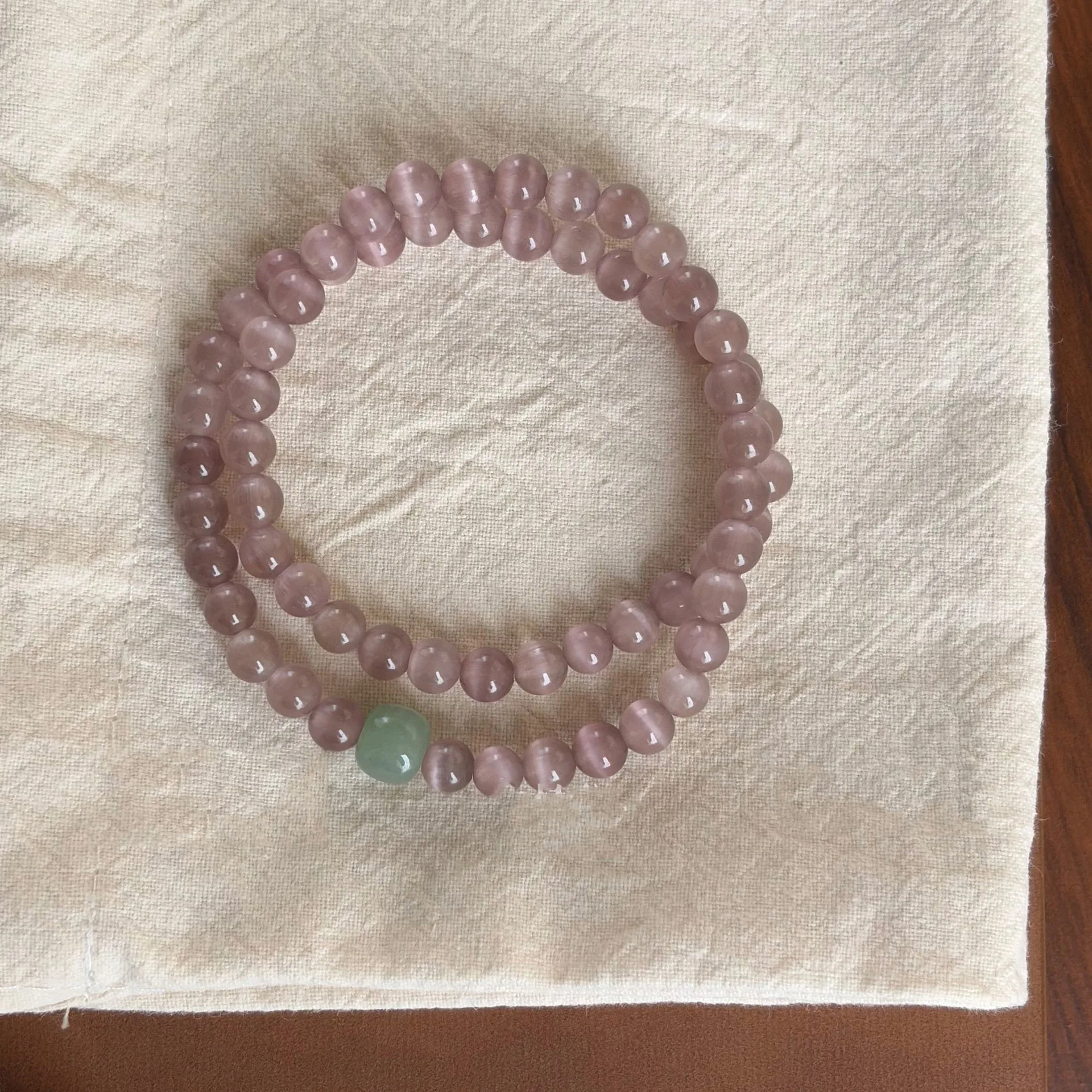 

Нишевый дизайн, крутой темперамент, фиолетовый кошачий глаз, двухслойный браслет из бисера, элегантный роскошный ретро штабелируемый ручной ювелирный орнамент