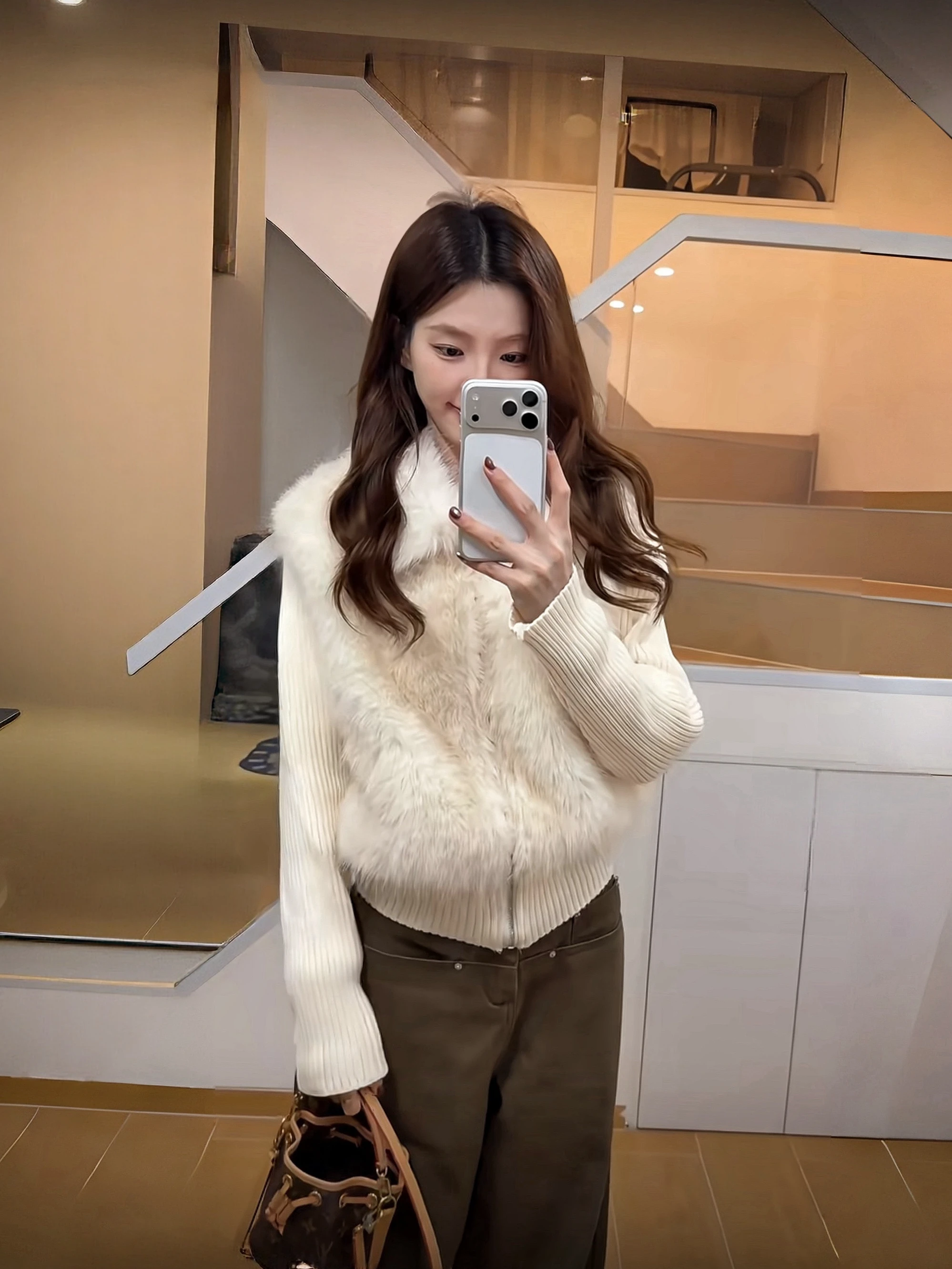 

Вязаный жилет в стиле ретро, женский, теплый, осенне-зимний, цвет хаки, с искусственным мехом, утепленная верхняя одежда