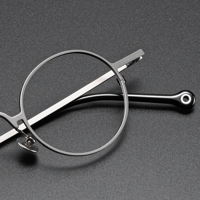 خفيفة الرجعية إطار دائري صغير التيتانيوم نظارات العلامة التجارية تصميم Prescrition النظارات المضادة للضوء الأزرق نظارات القراءة للرجال
