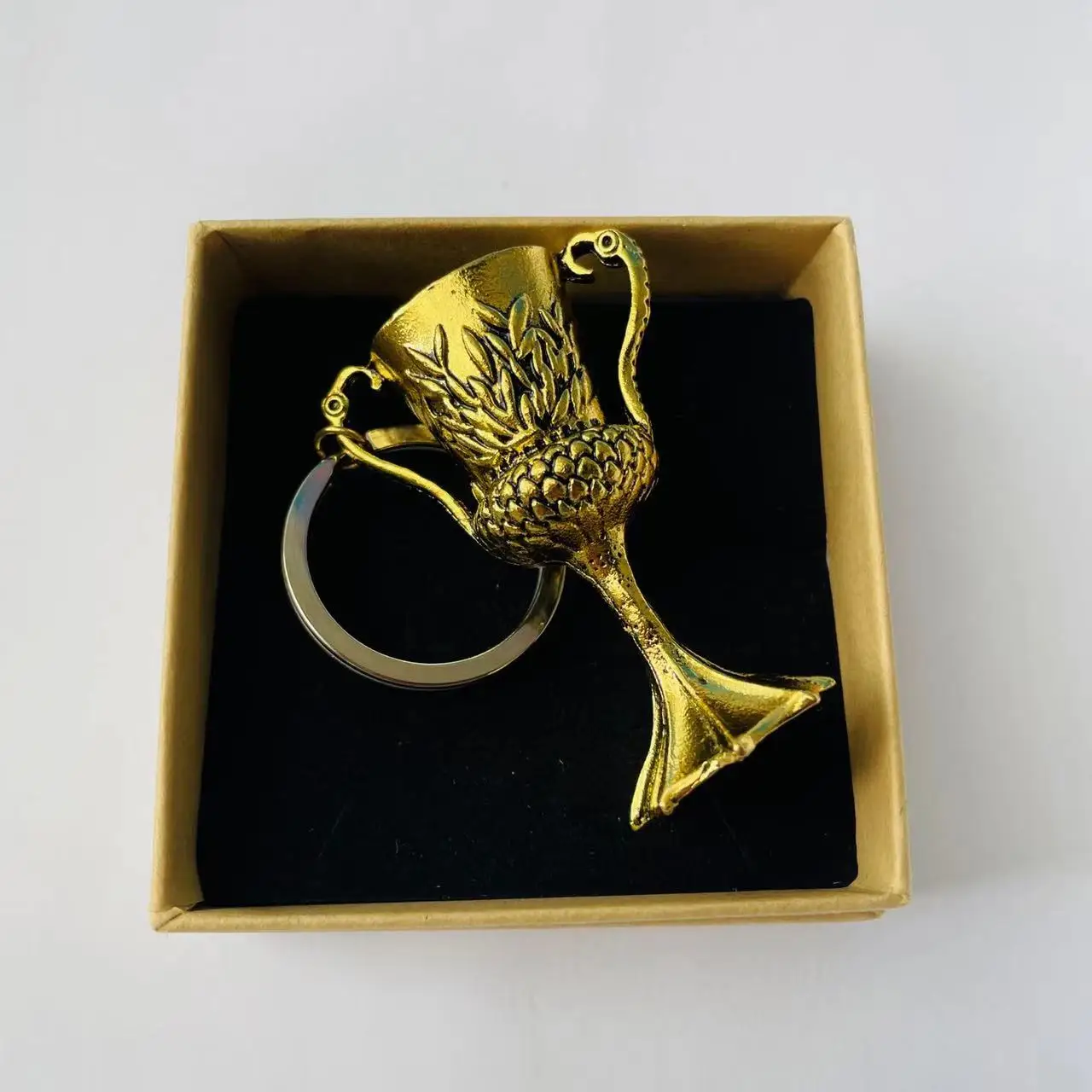 Dark Lord Horcrux Golden Cup Badger Logo Pendant Keychain Vintage Gift Box 2Pcs Set Golbet Key Rings Halloween Cosplay Gift