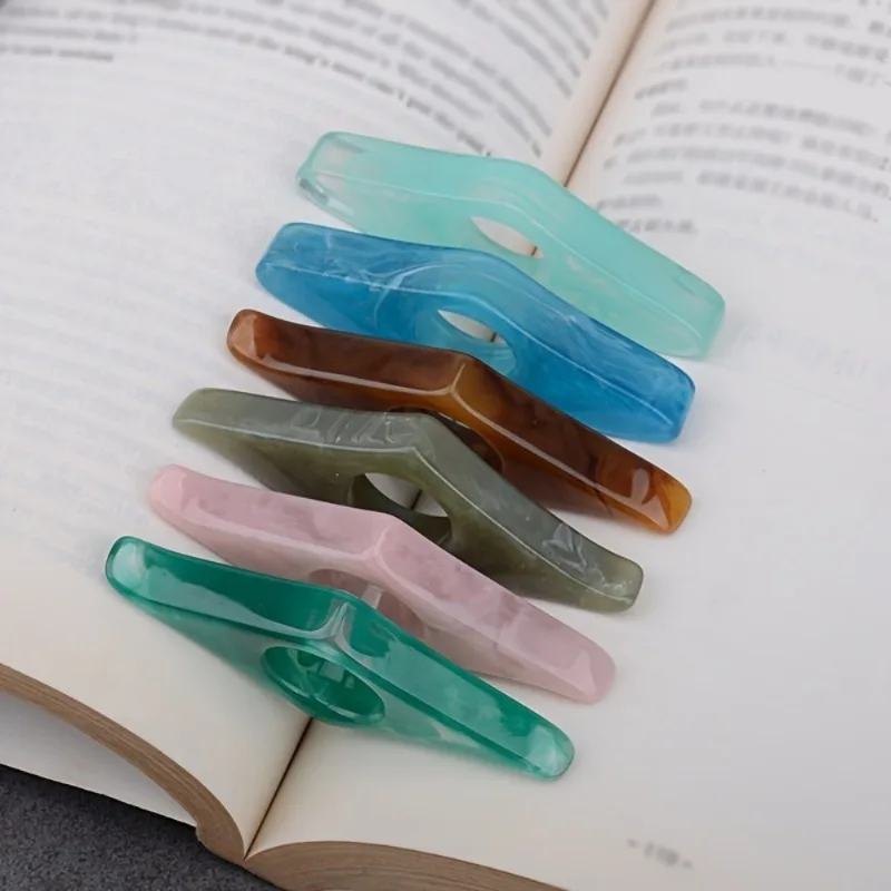 1PC Praktische Daumen Buch Unterstützung Buch Expander Schule Versorgung Lesen Hilfe Buch Seite Halter Kreative Harz Langlebig Lesezeichen